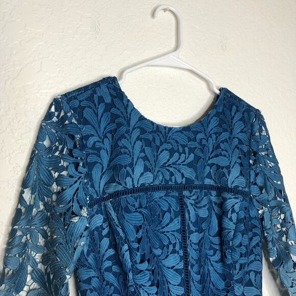 Adelyn Rae teal blue white ombre lace overlay eyelet trim romper size Small - Picture 3 of 13